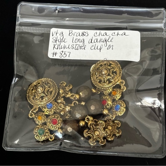 Vintage gorgeous brass rhinestones long cha cha style clip on earrings - Picture 7 of 7